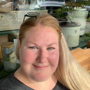Meet your Posher, Kimberly